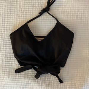 Black Small Kortni Jeane top